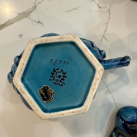 Vintage Inarco Japan Berry Blue Sugar Cream and Oil Lamp Set  (3 piece) - Picture 9 of 13